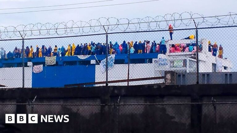 Venezuelan Prisoners Protest Over Abuse