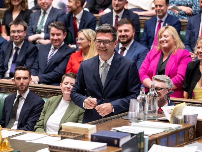 Burnham Plans 'No. 10 North' to Shift UK Power to Manchester