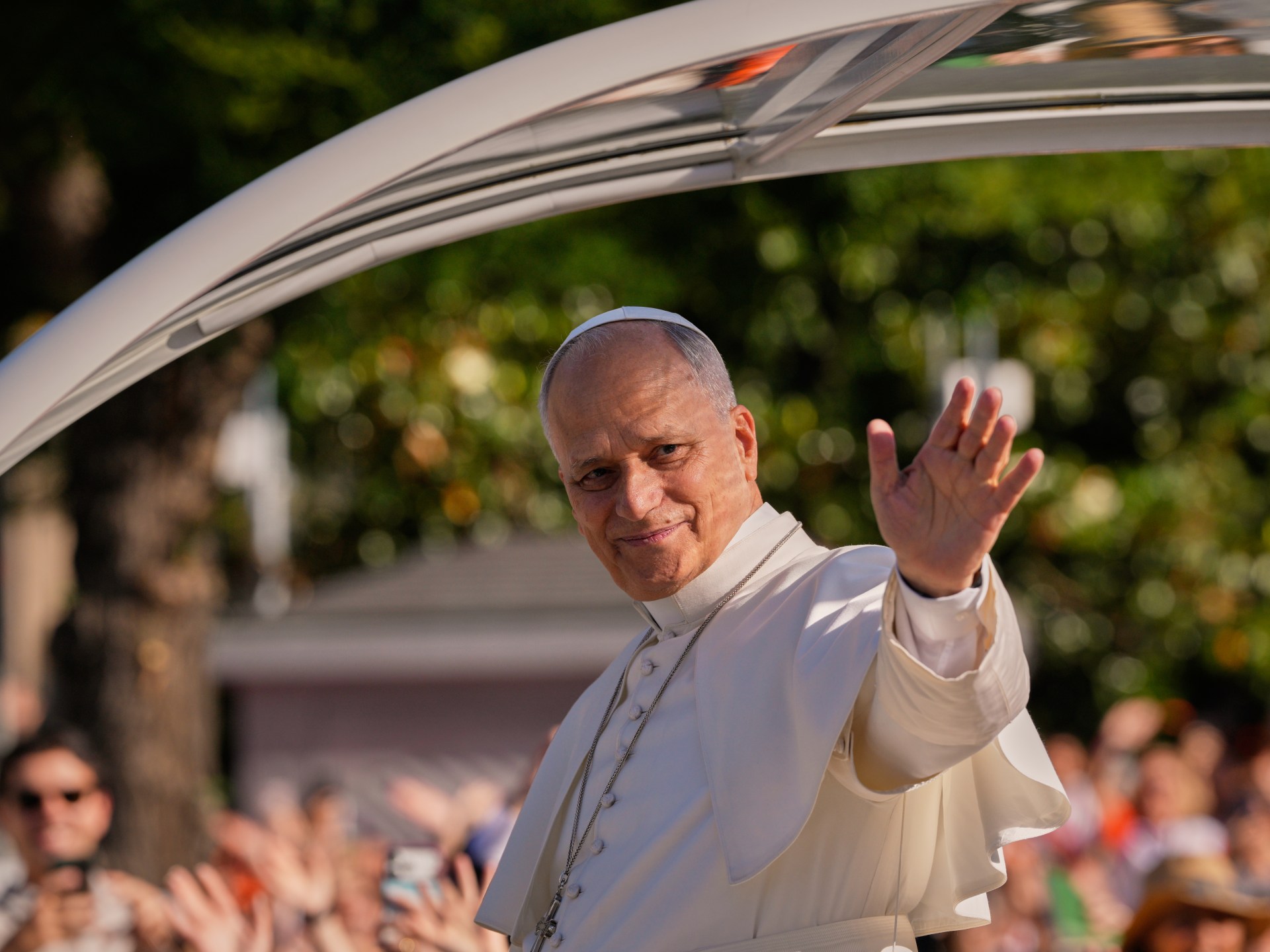 Millions Flock to Madrid for Pope's Flower Procession