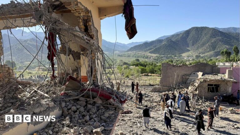 Pakistan-Afghanistan Airstrikes Kill Dozens