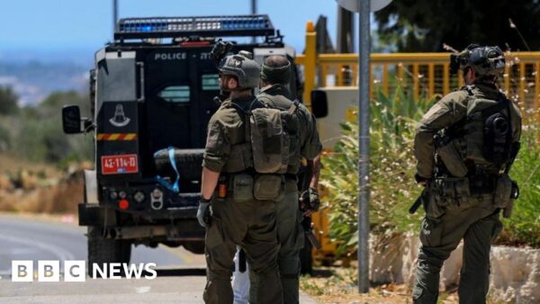 Shooting in Israel Kills 1, Injures 5