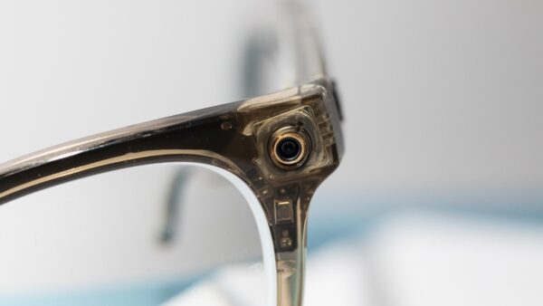 Apple's Privacy Play for Smart Glasses