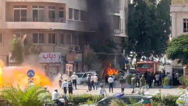 Explosions Rock Damascus as Macron Visits Syria