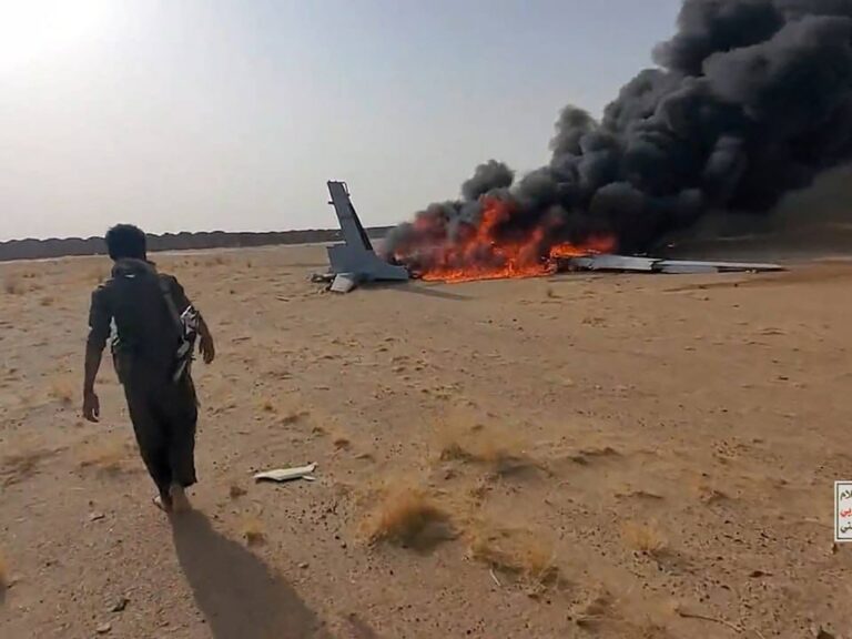 Houthis Target Saudi Tankers in Red Sea Blockade