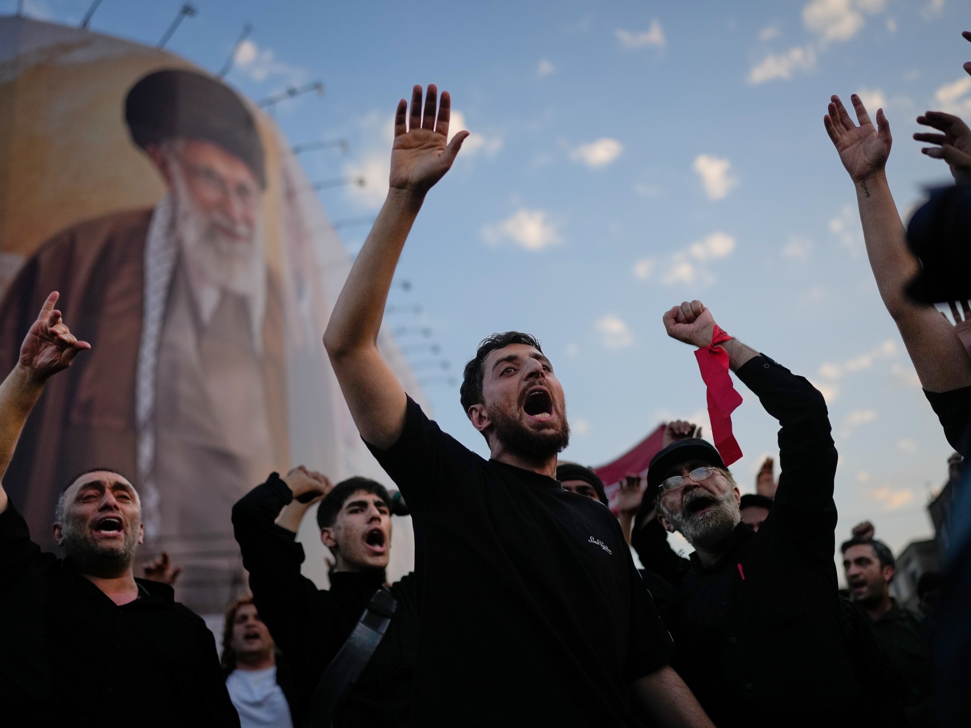 Iran’s Funeral for Khamenei Tests Power Transition