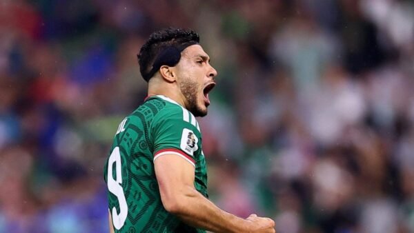Mexico Ends 40-Year World Cup Knockout Drought