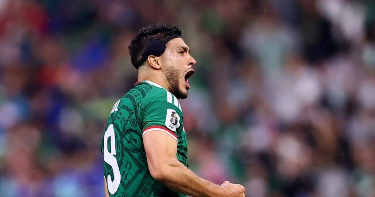 Mexico Ends 40-Year World Cup Knockout Drought
