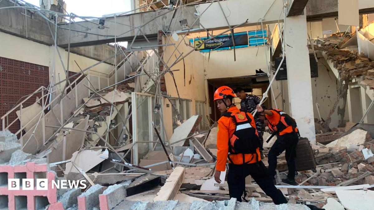 7.7-Magnitude Quake Strikes Indonesia