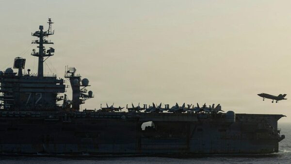 Centcom chief visits USS Abraham Lincoln amid morale concerns