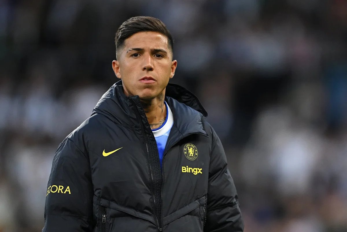 Chelsea Shift Stance on Enzo Fernández as Man City Eyes Late Bid