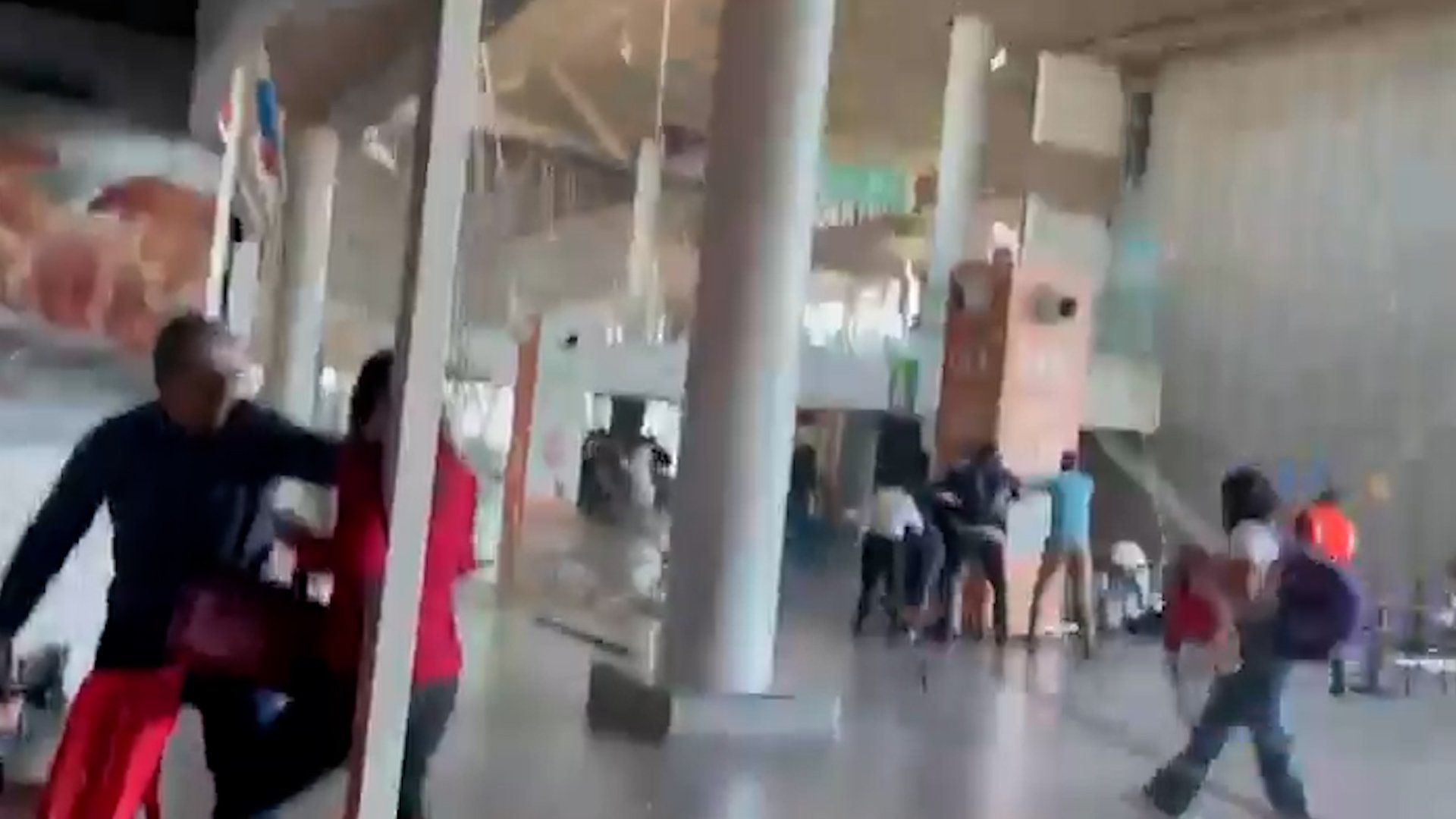Colombia Airport Shaken by Powerful 7.4 Earthquake