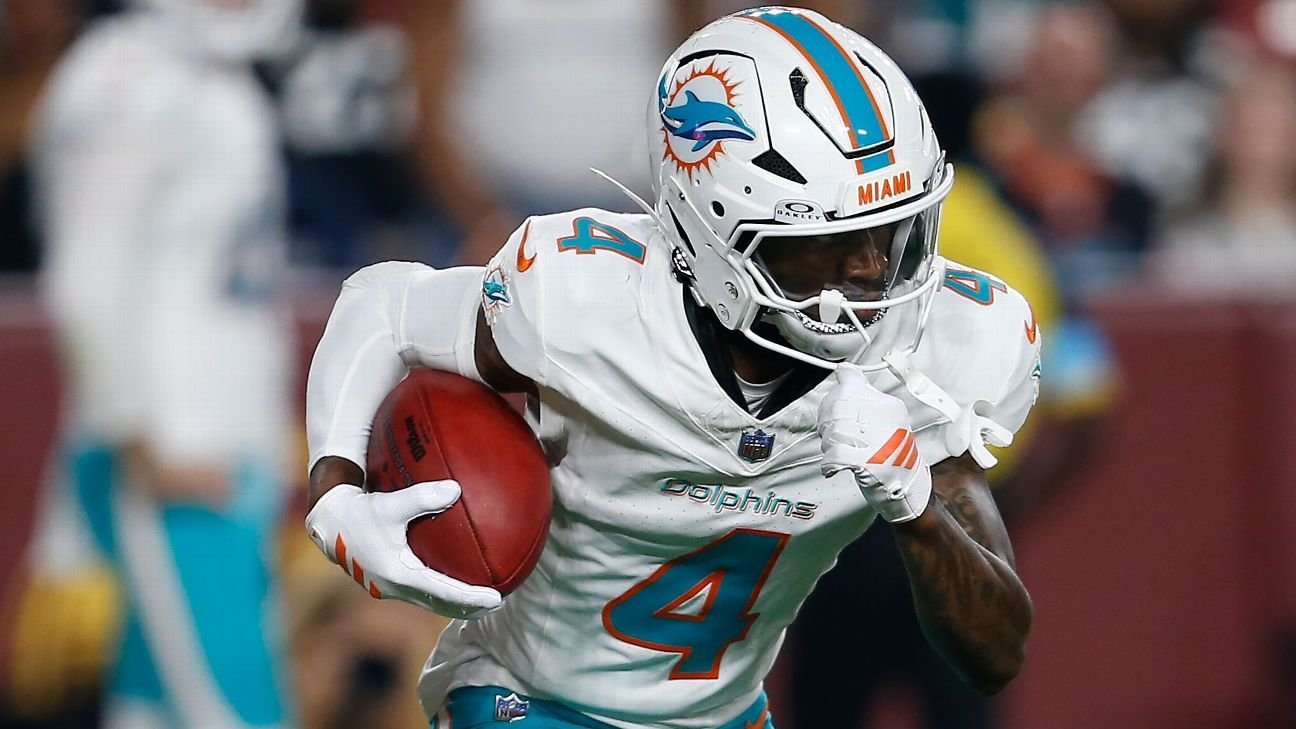 Dolphins trade Atwell back to Rams for Hunter