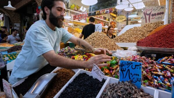 Iran Defiant Against US Sanctions