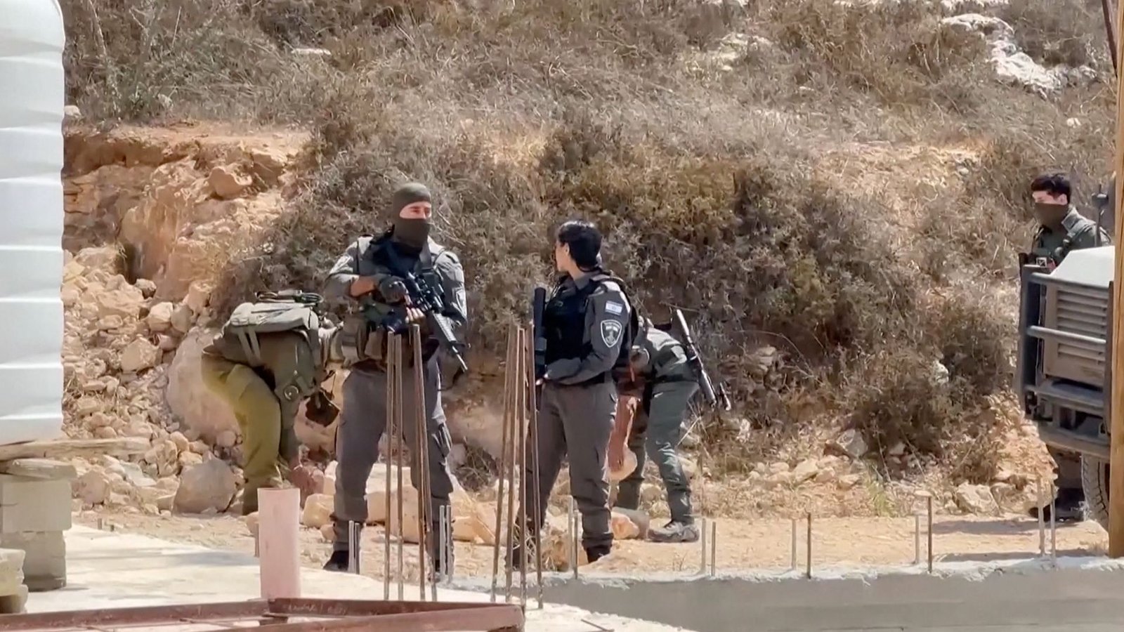 Israeli Army Arrests 6 Palestinians After West Bank Attacks