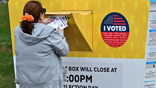 Judge Blocks USPS Mail Voting Rules