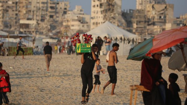 Kushner Meets Hamas to Push Gaza Plan