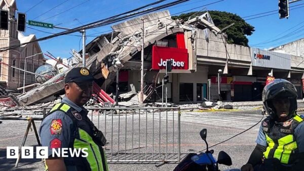 Magnitude-7.8 Quake Hits Southern Philippines