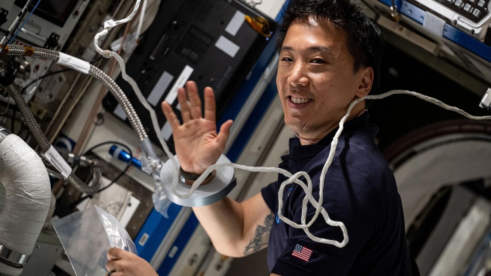 NASA Astronaut Returns to Military Service
