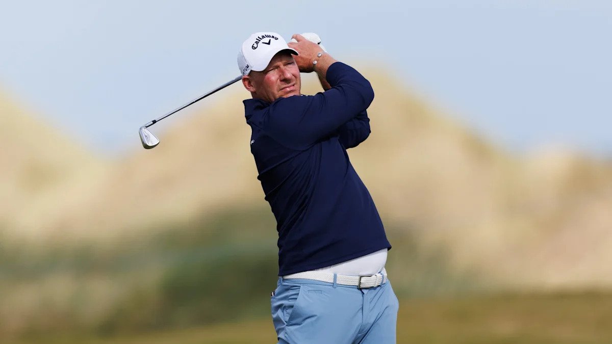 Norris Albatross Leads Nexo Championship