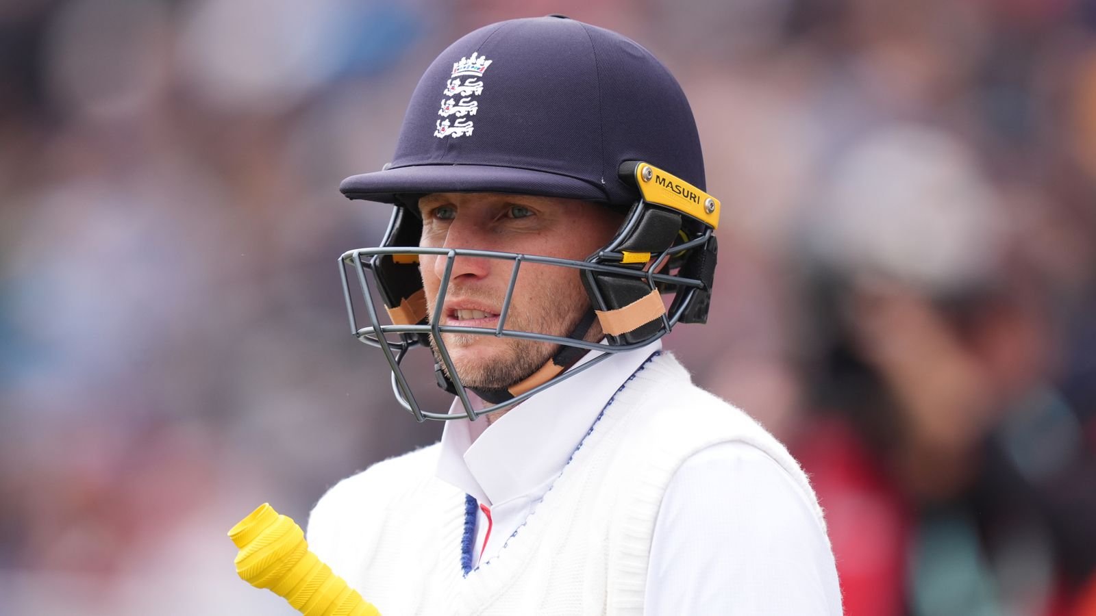 Rain delays England's Lord's Test bid