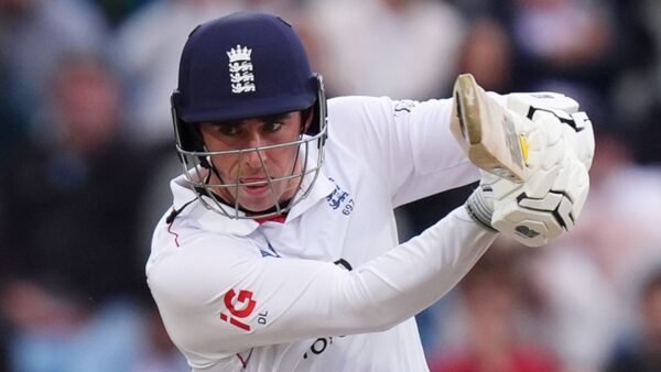 Rain halts England’s push for series win over Pakistan