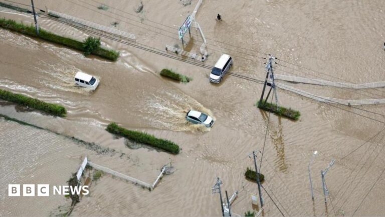 Record Rain in Japan Kills 6, Strands Thousands