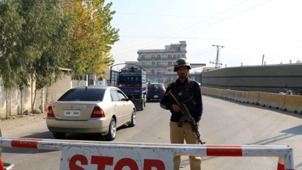 Suicide Bombing Kills 14 in Pakistan's Swat Valley