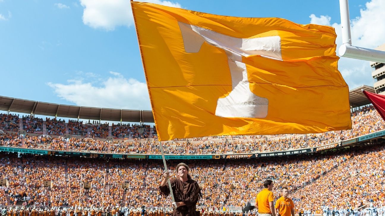 Tennessee Football Honors Dolly Parton with Helmet Sticker