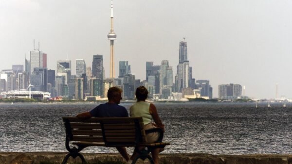Trump threatens to rename Lake Ontario 'Lake America'