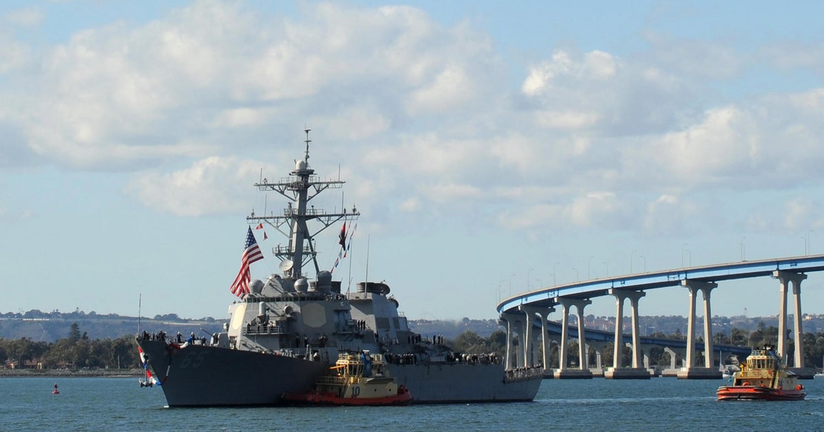U.S. Destroyer Lost Power in South China Sea