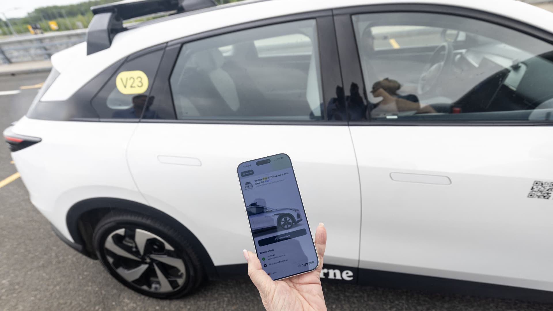 Uber, Pony.ai Partner for 2,000 Europe Robotaxis