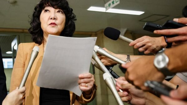 US and Japan Jointly Intervene to Stop Yen Collapse