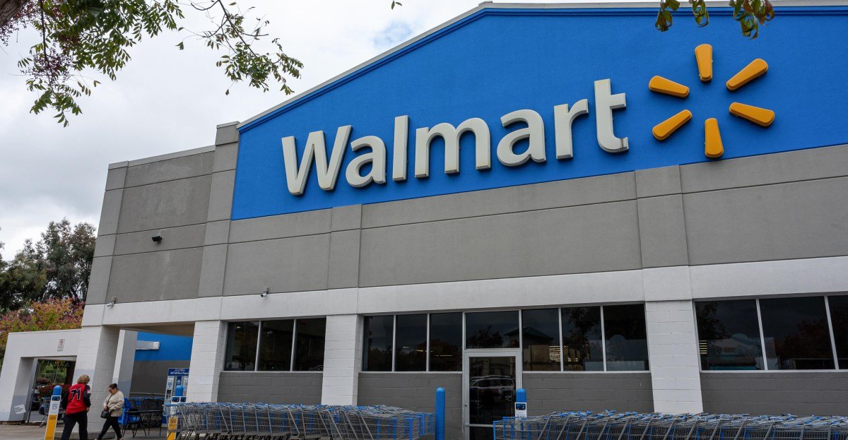 Walmart Finally Accepts Apple Pay and Google Pay