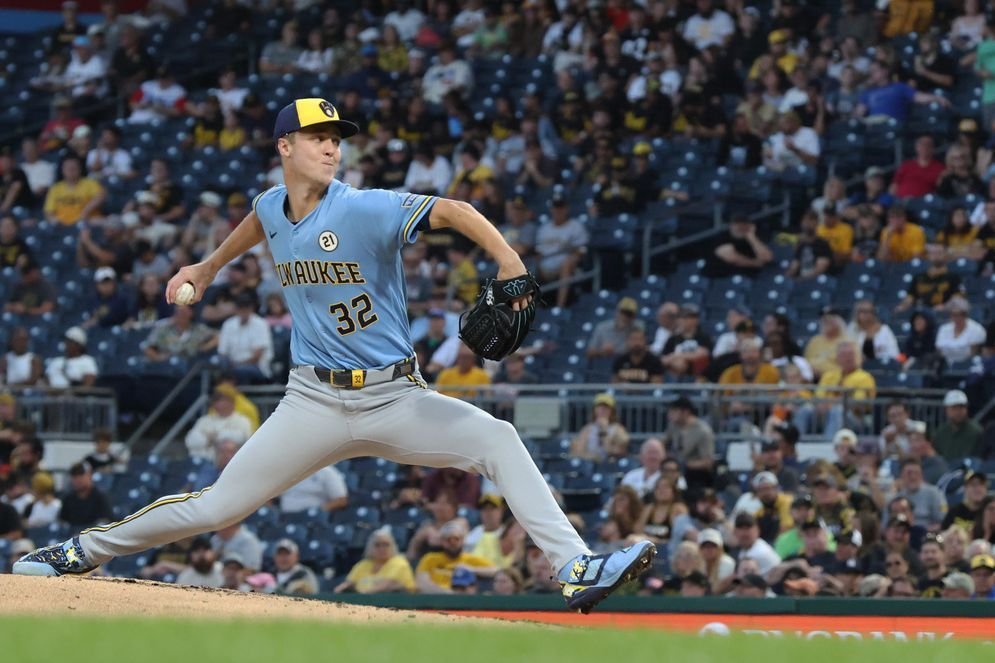 Brewers Clinch 4th Straight NL Central Title