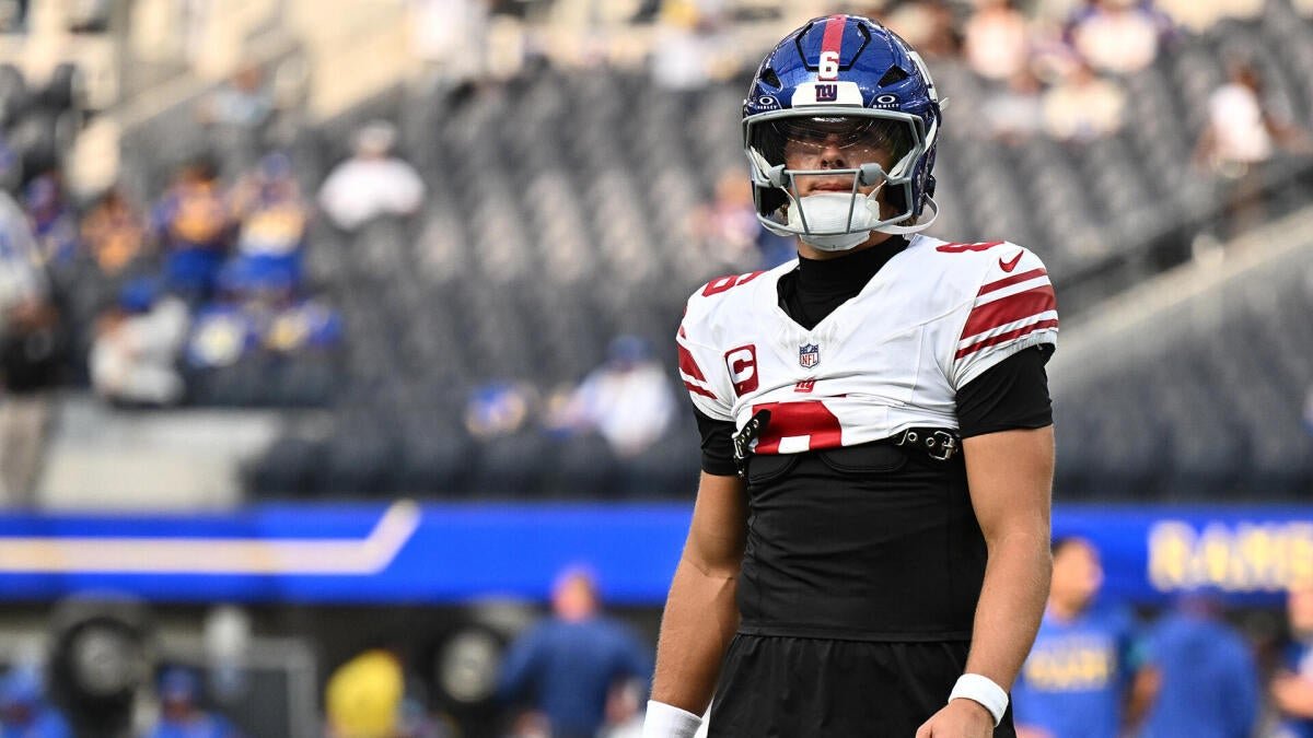 Giants QB Dart Feared to Have Sprained MCL