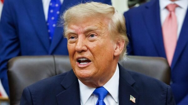 Judge blocks Trump's latest birthright citizenship order