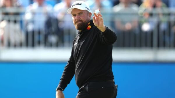 Lowry Sets Irish Open Record, Takes 3-Shot Lead