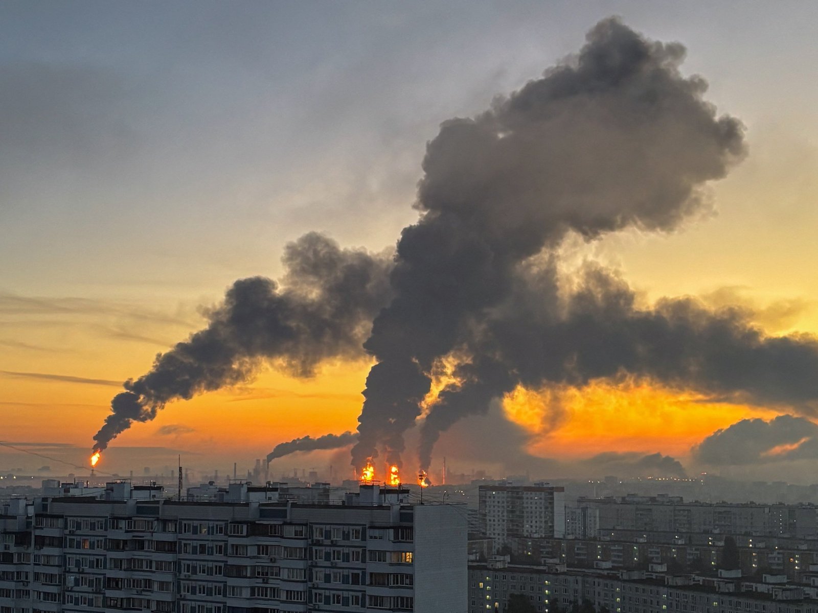 Massive Drone Attack Hits Moscow Region