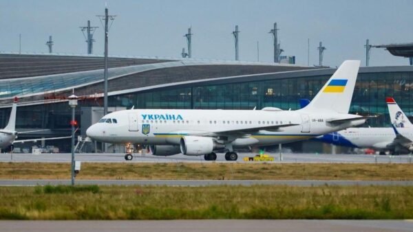 Russian Drone Delays Zelensky's Flight to Oslo
