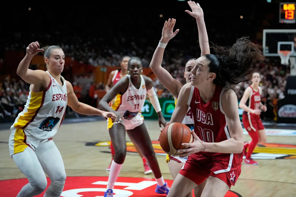 Team USA Women Reach FIBA World Cup Final
