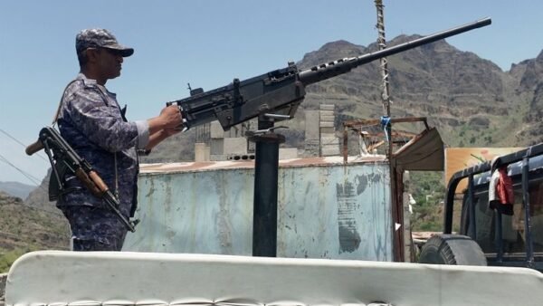 Yemen Forces Advance as Houthis Target Saudi